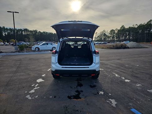 New 2026 Nissan Rogue SV FWD image 16