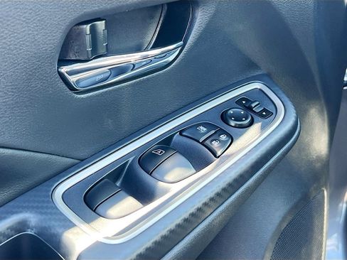 New 2025 Nissan Versa SR image 16