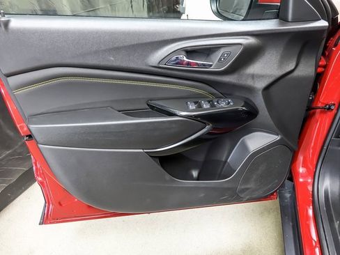 Used 2026 Chevrolet Trax LT w/ Driver Confidence Package image 21