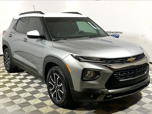 Used 2023 Chevrolet TrailBlazer ACTIV image 3