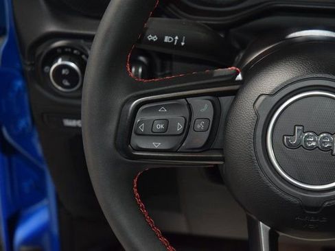 Used 2024 Jeep Gladiator Rubicon w/ Convenience Group image 31