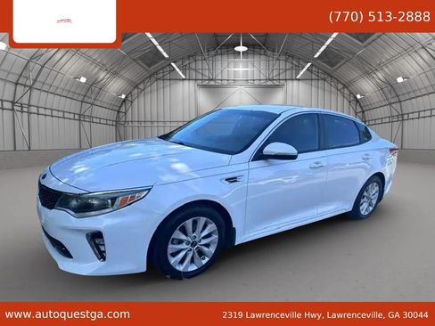Used 2018 Kia Optima S FWD image 1