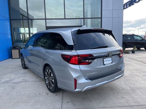 New 2026 Honda Odyssey Elite image 7