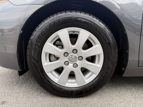 Used 2009 Toyota Camry Hybrid FWD image 23