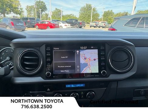 Used 2022 Toyota Tacoma TRD Sport AWD/4WD image 27