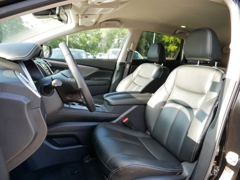 Certified 2024 Nissan Murano SV w/ SV Midnight Edition Package image 34