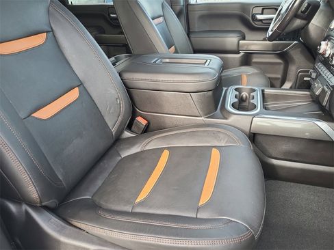 Used 2021 GMC Sierra 2500 AT4 w/ AT4 Premium Plus Package image 17