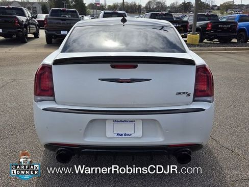 Used 2023 Chrysler 300 S w/ Comfort Group image 10