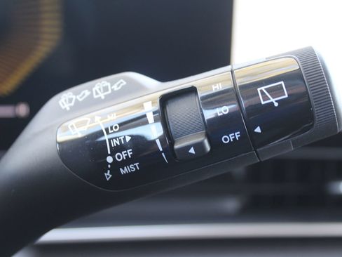 New 2026 Kia Carnival EX FWD image 38