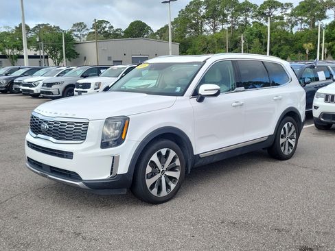 Used 2021 Kia Telluride EX w/ EX Premium Package FWD image 3