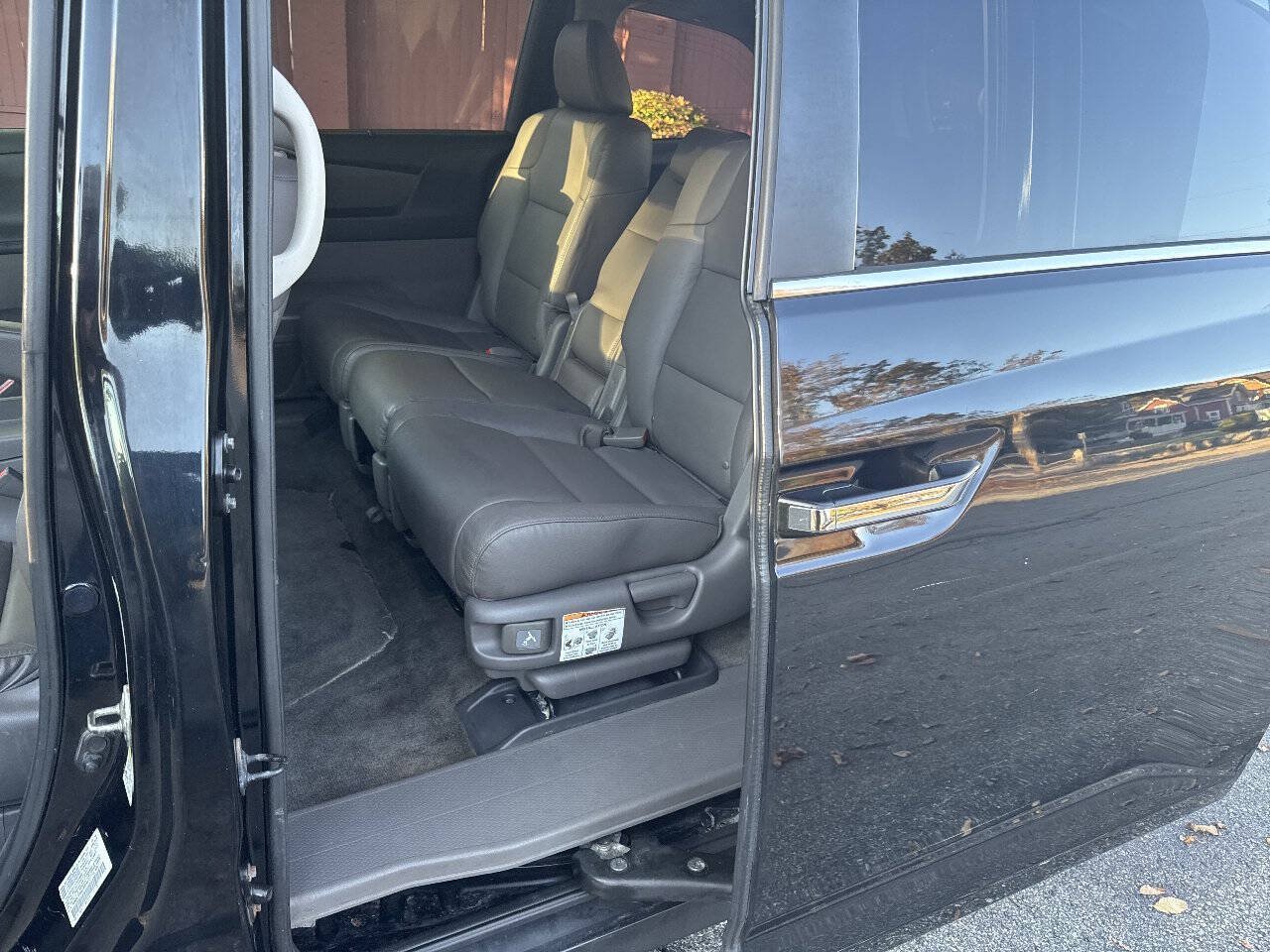 Used 2014 Honda Odyssey EX-L image 10