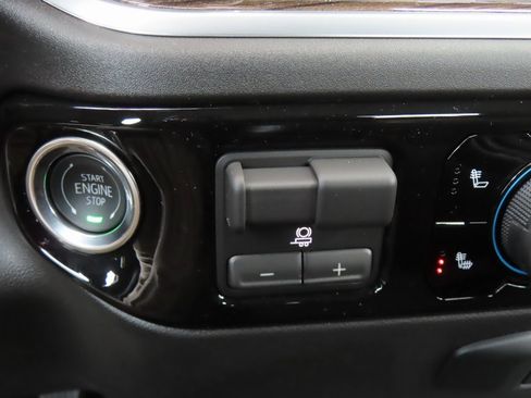 New 2026 Chevrolet Silverado 2500 LT w/ Convenience Package image 10