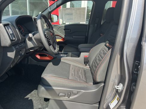 New 2026 Nissan Frontier PRO-4X w/ Pro-4x Convenience Package AWD/4WD image 4