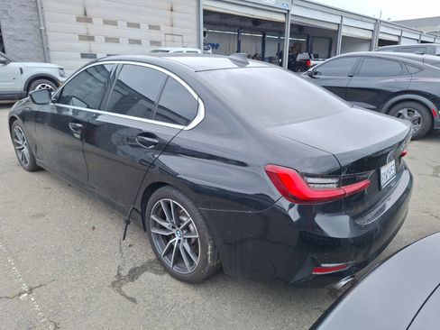 Used 2019 BMW 330i Sedan w/ Convenience Package image 4