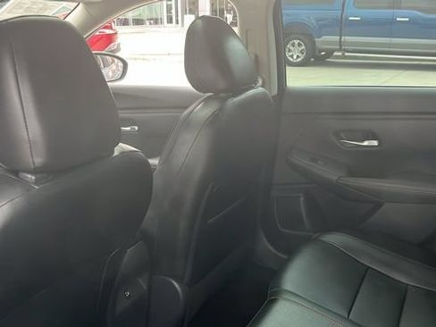 Used 2024 Nissan Sentra SR w/ SR Premium Package FWD image 20