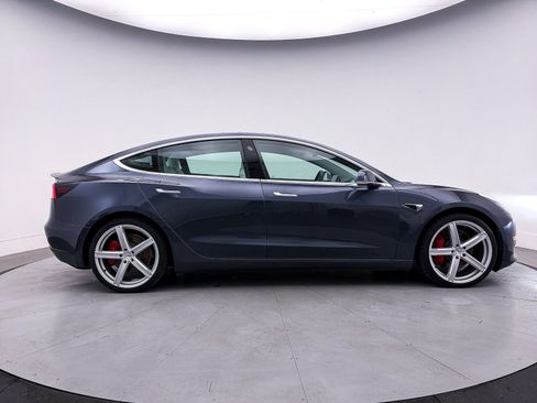 Used 2020 Tesla Model 3 Performance image 33