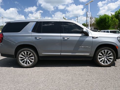 Used 2023 GMC Yukon Denali image 11
