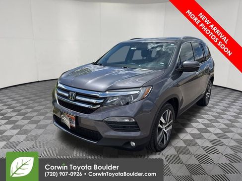 Used 2018 Honda Pilot Elite image 3