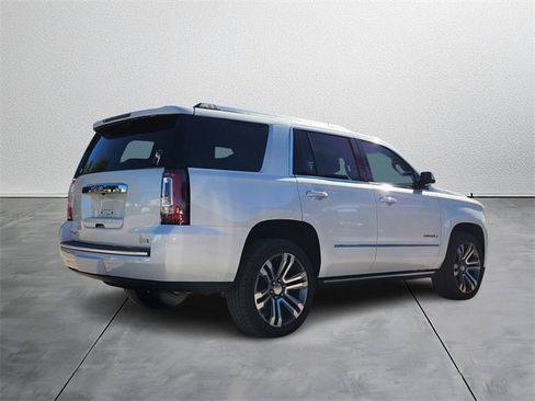 Used 2019 GMC Yukon Denali w/ Denali Ultimate Package image 4