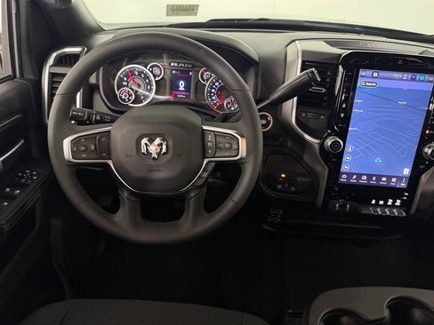 Certified 2025 RAM 2500 Big Horn AWD/4WD image 12