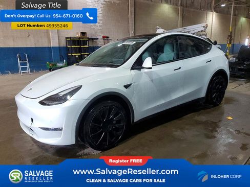 Used 2022 Tesla Model Y Long Range image 1