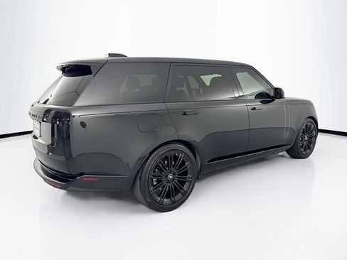 Used 2025 Land Rover Range Rover Long Wheelbase SE AWD/4WD image 5