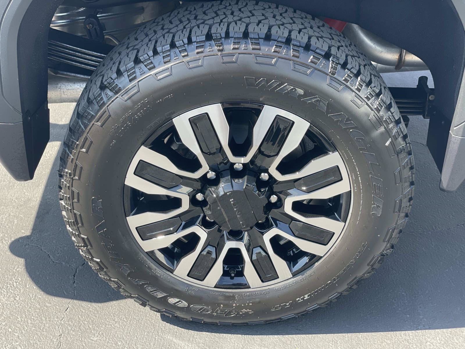 New 2026 GMC Sierra 2500 Denali Ultimate AWD/4WD image 30