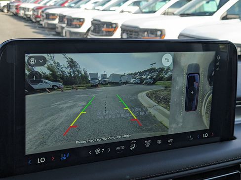 New 2025 Lincoln Aviator 2WD w/ Equipment Group 101A image 24