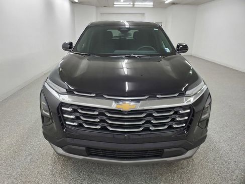 Used 2026 Chevrolet Equinox LT image 2