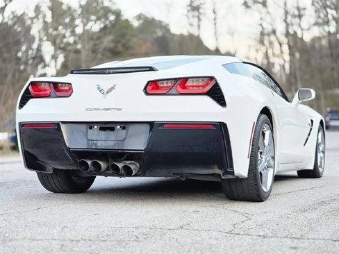 Used 2015 Chevrolet Corvette Stingray Coupe image 11