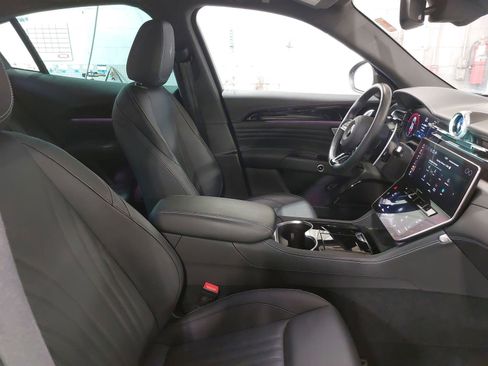 Used 2023 Maserati Grecale GT image 10