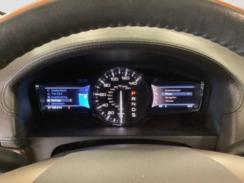 Used 2013 Lincoln MKX FWD image 14