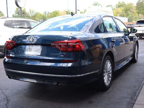 Used 2018 Volkswagen Passat 2.0T S FWD image 5