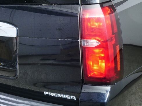 Used 2019 Chevrolet Tahoe Premier w/ Max Trailering Package image 17