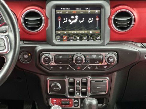 Used 2021 Jeep Gladiator Rubicon w/ Uconnect 4C Nav & Sound Group image 16