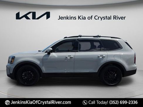 Certified 2025 Kia Telluride SX X-Line AWD/4WD image 13