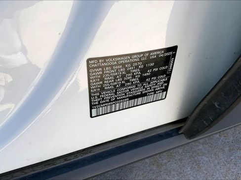 Certified 2023 Volkswagen ID.4 Pro RWD image 32