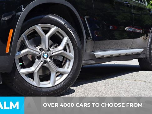 Used 2025 BMW X4 xDrive30i image 3