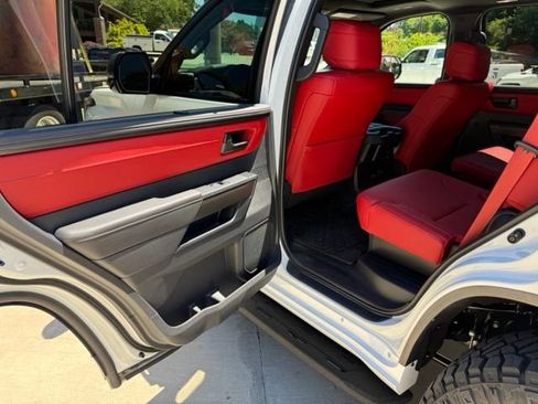 Used 2026 Toyota Sequoia TRD Pro AWD/4WD image 61
