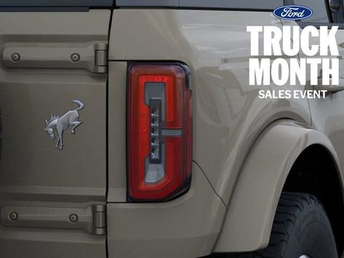 New 2025 Ford Bronco Outer Banks image 25