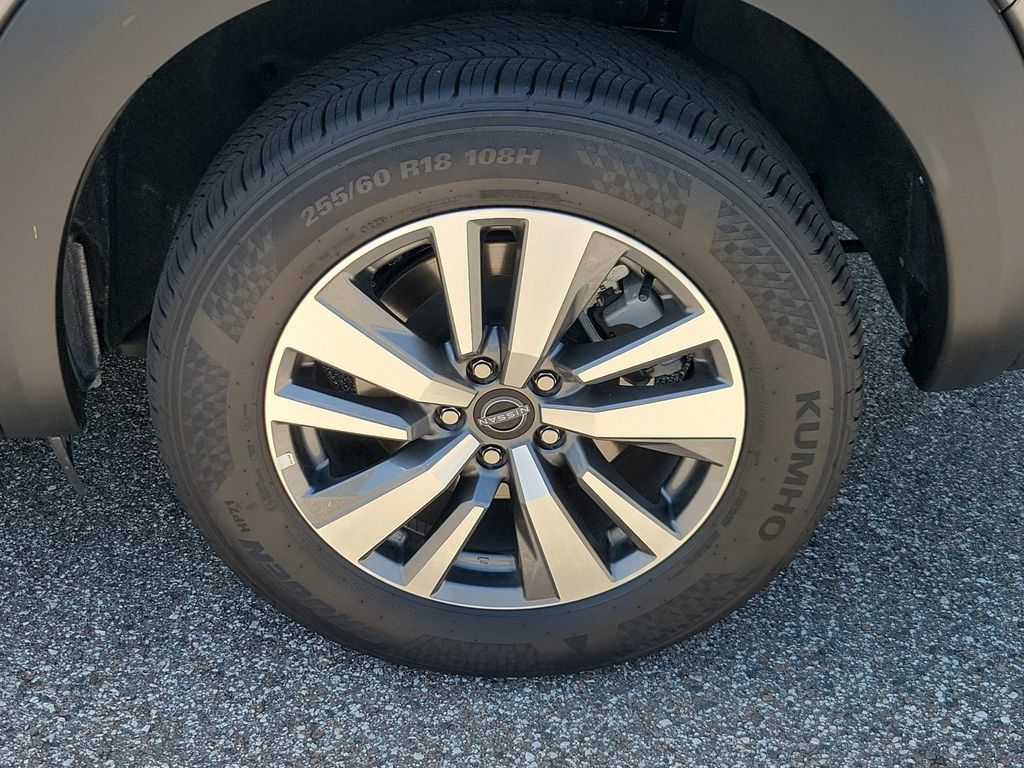 Certified 2026 Nissan Pathfinder SL AWD/4WD image 5