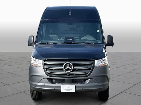 New 2026 Mercedes-Benz Sprinter 2500 image 3
