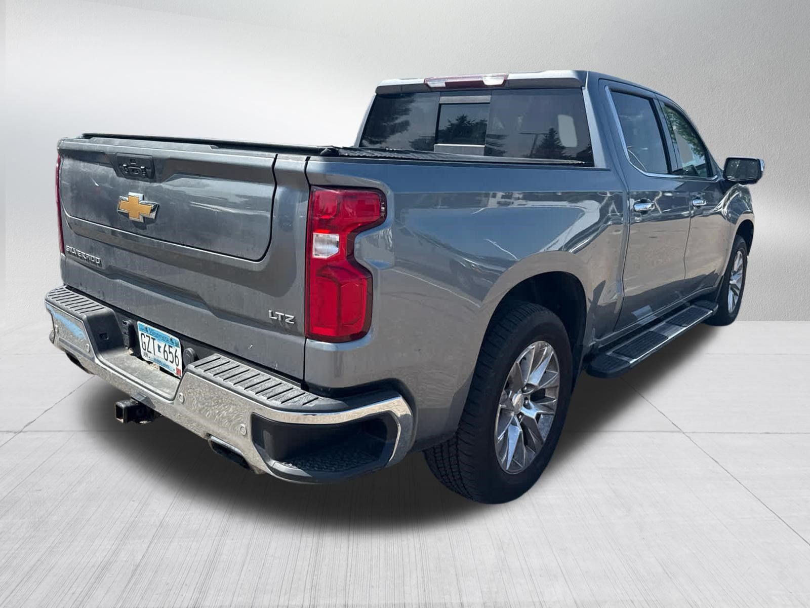Used 2021 Chevrolet Silverado 1500 LTZ AWD/4WD image 4
