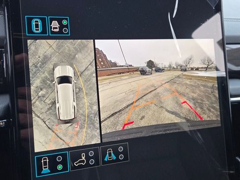 New 2026 GMC Yukon XL Elevation image 28