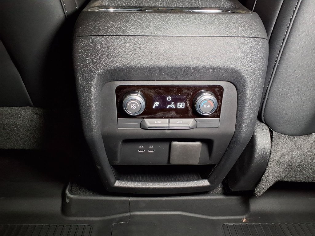 Used 2026 GMC Acadia Elevation w/ Black Edition FWD image 11