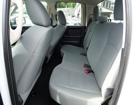 Used 2018 RAM 1500 Express w/ Express Value Package AWD/4WD image 29