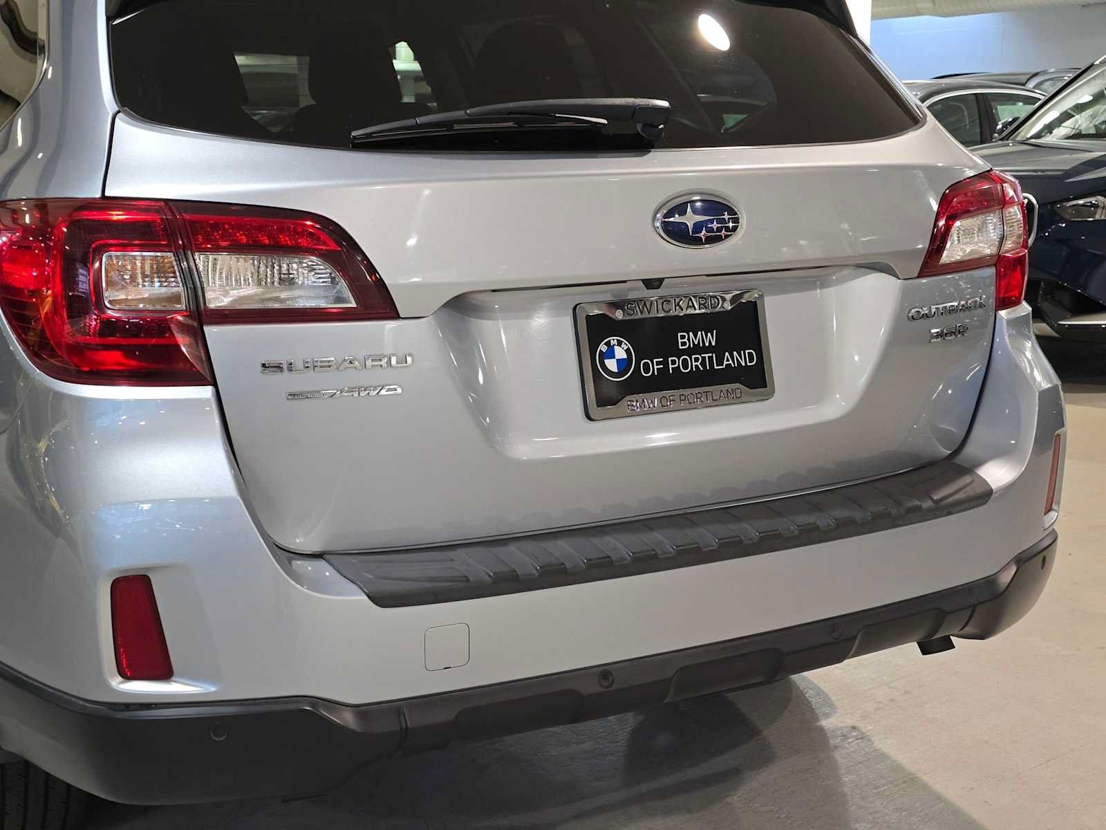 Used 2017 Subaru Outback 3.6R Limited AWD/4WD image 14