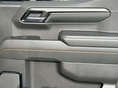 Certified 2024 GMC Sierra 1500 AT4 w/ AT4 Premium Package image 22