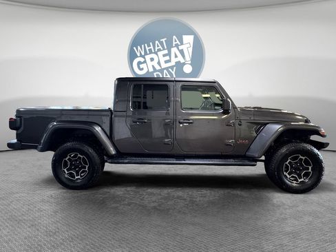Used 2020 Jeep Gladiator Mojave AWD/4WD image 2