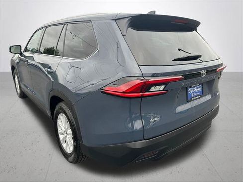 Certified 2025 Toyota Grand Highlander AWD image 10